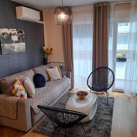 Calla Apartment Zagreb - Novi Apartman, Garaza, Video Nadzor Extérieur photo